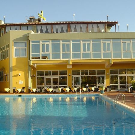 Club Malaspina Bosa Exteriör bild